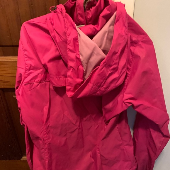 Columbia rain jacket - Picture 4 of 6